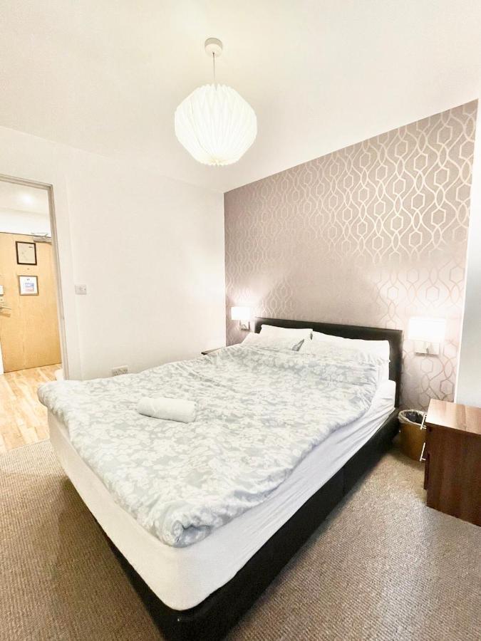 Lovely 2 - Bedroom Condo In Manchester City Centre Exteriér fotografie