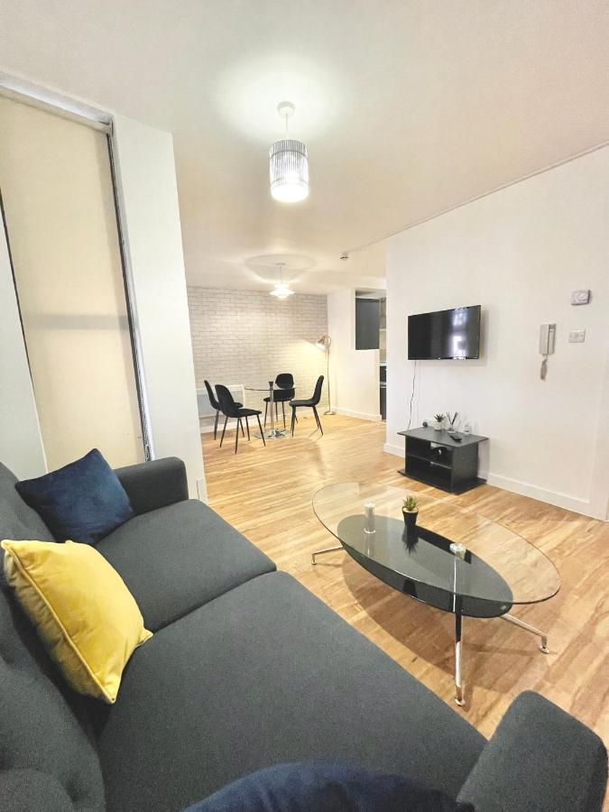 Lovely 2 - Bedroom Condo In Manchester City Centre Exteriér fotografie